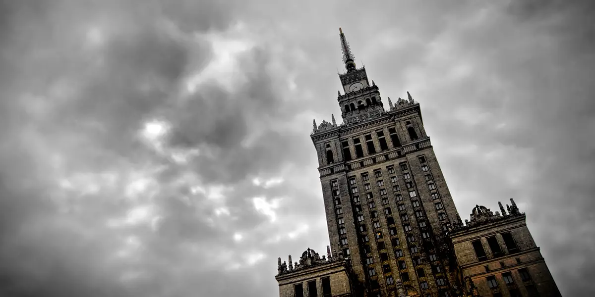 Анулювання статусу UKR у Польщі